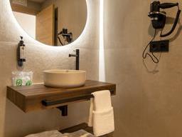 BAÑO HDL 402