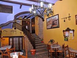Fonda La Plaza
