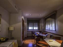 Hotel Midama